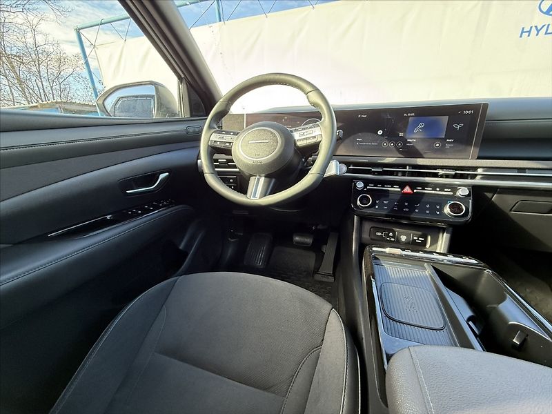 Hyundai Tucson 1,6 T-GDI PHEV 20 YEARS LUXURY - fotka 10 z 26