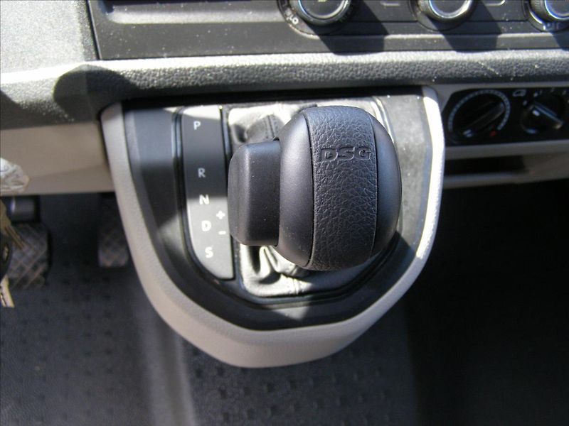 Volkswagen Transporter 2,0   4x4 150kw DSG - fotka 16 z 18