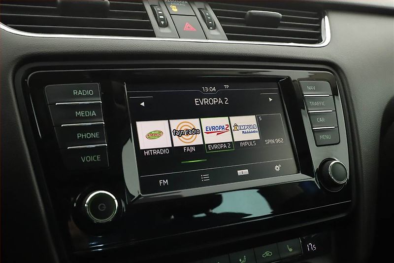Škoda Octavia (2015) Laurin&Klement 2.0 TDI, 4X4 - fotka 11 z 20