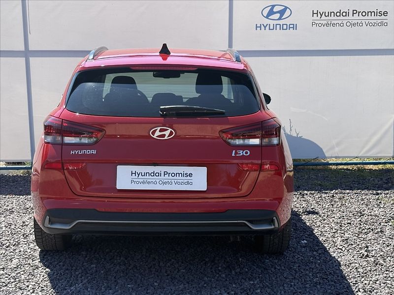 Hyundai i30 1,5 T-GDI 103kW Style - fotka 23 z 23