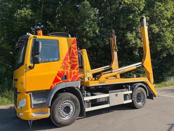 DAF CF (2016) 14t Eur6 řetězový nosič kont.  - fotka 1 z 10