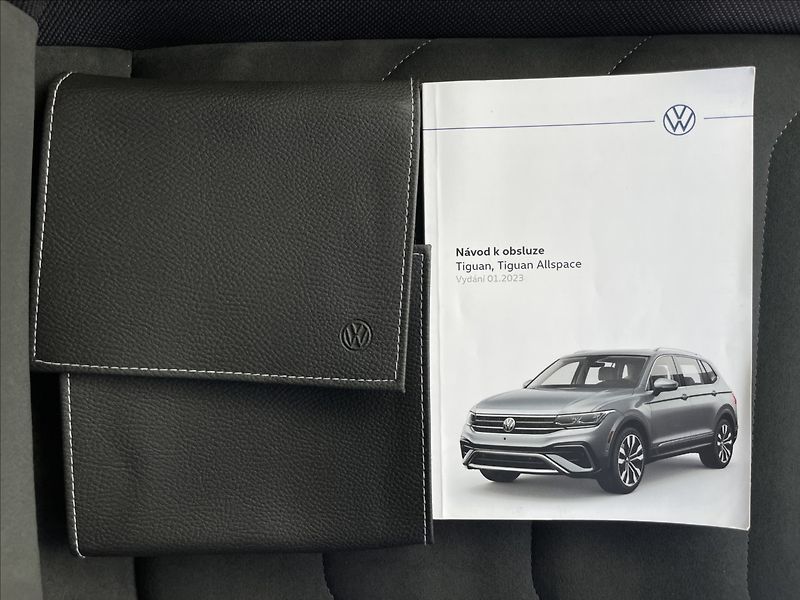 Volkswagen Tiguan Allspace 2,0 TDI 4Motion DSG Elegance - fotka 18 z 23