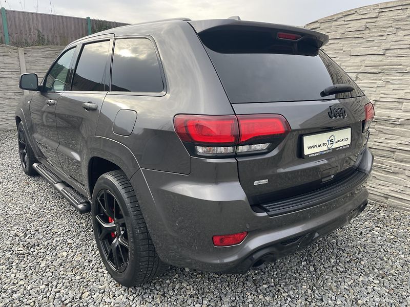 Jeep Grand Cherokee 6.4i 480PS HEMI SRT CZ 78000KM - fotka 3 z 187
