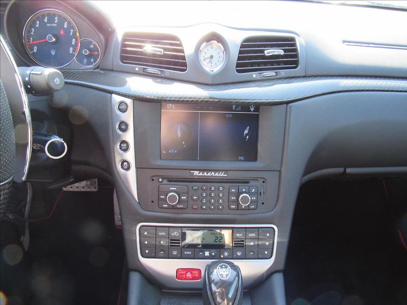 Maserati GranTurismo 4,7 V8 Sport - fotka 16 z 37