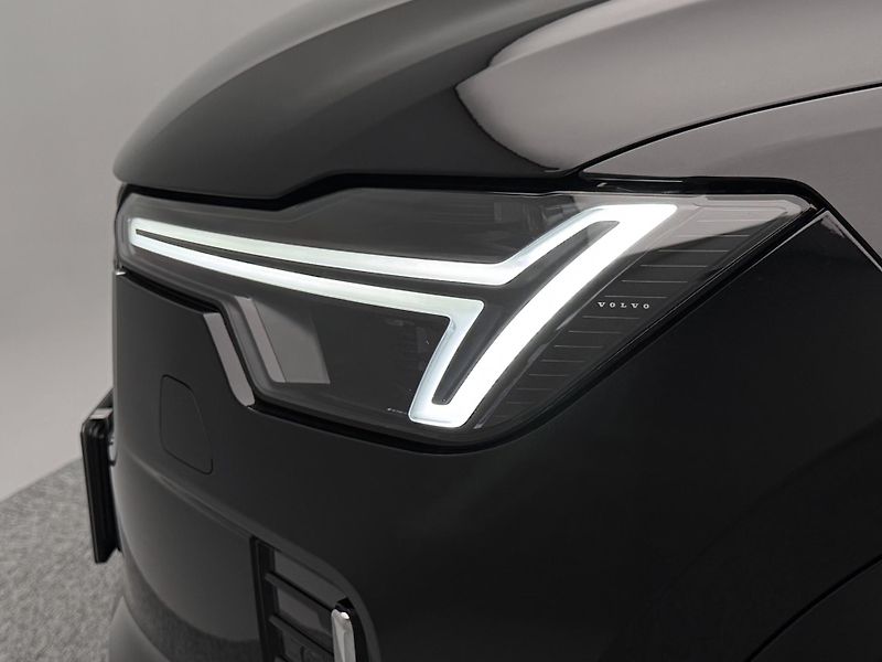 Volvo XC90 (2026) T8 AWD RECHARGE BRIGHT PLUS 7m - fotka 19 z 25
