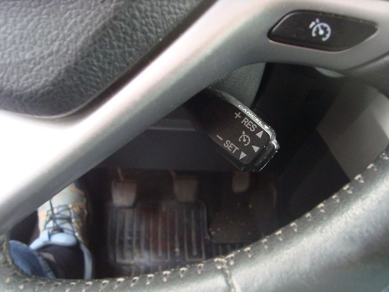 Toyota Verso (2011) 2,0D - fotka 17 z 18