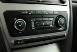 Škoda Octavia (2012) 1.6 TDI, Automat, Tempomat - náhled 15