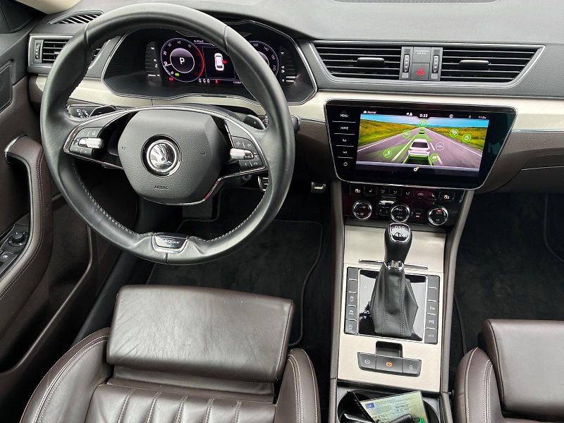 Škoda Superb (2021) L&K 2.0TDI 147kW DSG 4x4 TAŽNÉ - fotka 10 z 11