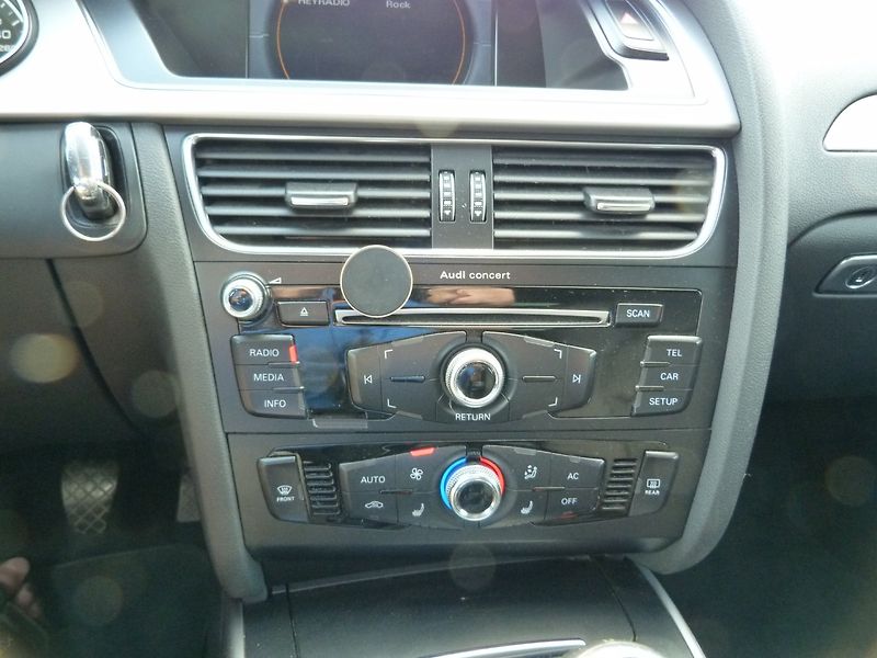 Audi A4 Avant 2.0 Tdi 4x4 - fotka 18 z 22