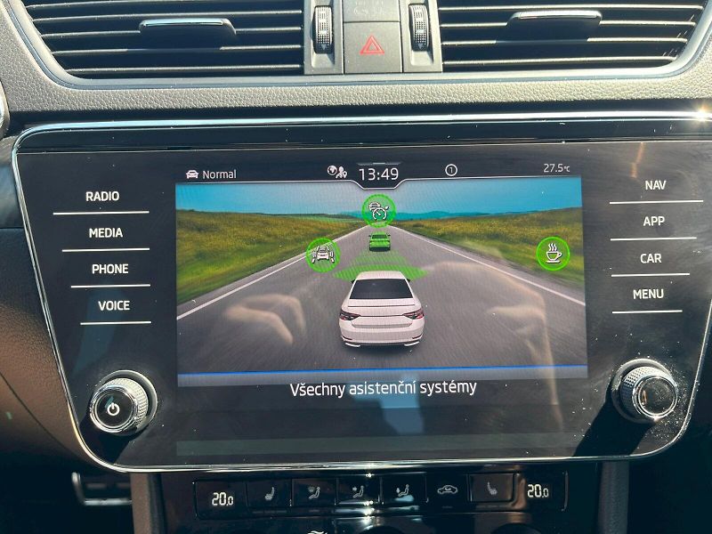 Škoda Superb (2023) GRT SPORTLINE TD 110/2.0 7DG - fotka 30 z 31