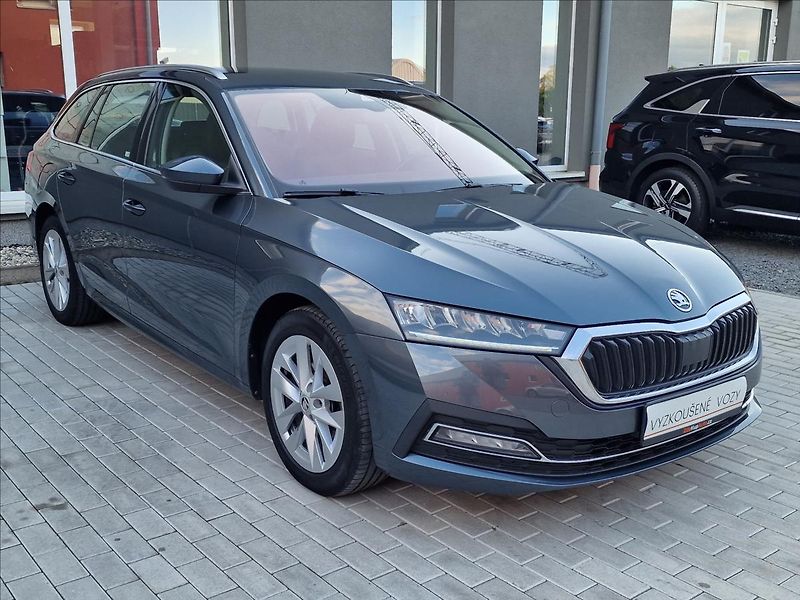 Škoda Octavia 2.0 TDI DSG Style Combi,1.Maj - fotka 3 z 50
