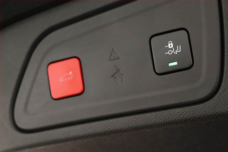 Citroën C5 Aircross (2019) BlueHDi 130, Automat, Kůže - fotka 21 z 21