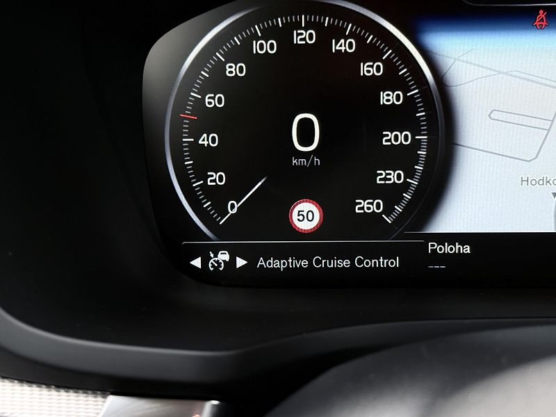 Volvo V60 CC D4 AWD // B&W // REZERVACE - fotka 30 z 44