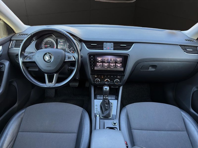 Škoda Octavia (2017) DSG 110KW LED  - fotka 15 z 27