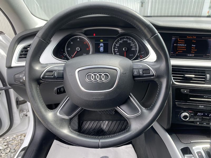 Audi A4 Allroad 2.0TDi 190PS 4x4 AUT SERVIS 1A - fotka 143 z 151