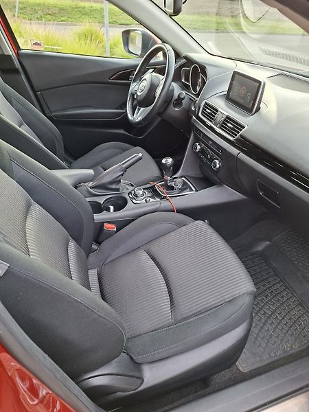 Mazda 3 (2014) - fotka 11 z 17