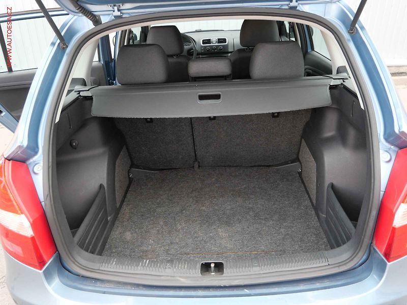 Škoda Fabia (2007) 1.4 MPi, Ambition, AC - fotka 7 z 12