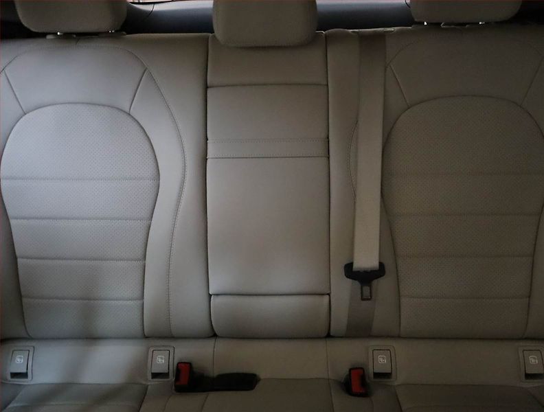 Mercedes-Benz GLC (2018) 300 - fotka 10 z 25