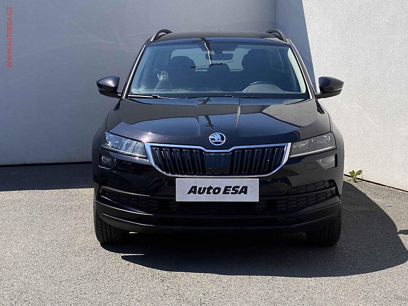 Škoda Karoq (2019) 1.5 TSi, Ambition, DSG, LED - fotka 2 z 18