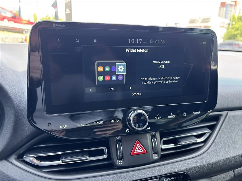 Hyundai i30 1,5 TGDi 118kW Smart ZÁRUKA - fotka 20 z 45