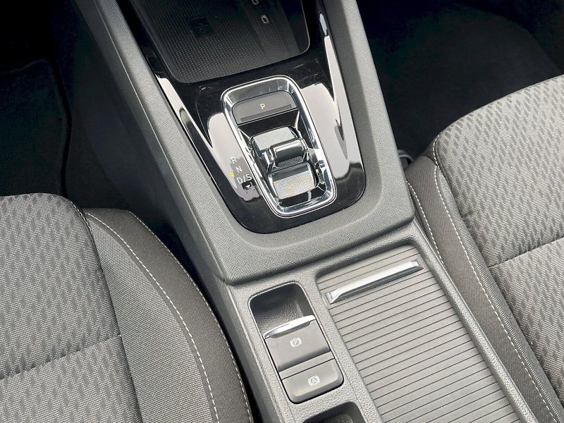 Škoda Octavia (2023) 1.5 eTSI 110kW m-Hev DSG Style - fotka 13 z 35