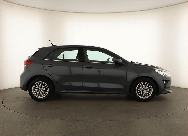 Kia Rio (2022) Exclusive 1.2 DPI, ČR,1.maj - fotka 6 z 12