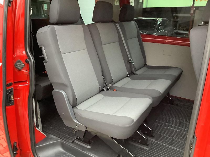 Volkswagen Transporter (2017) T6 Kombi, Webasto, Kamera - fotka 9 z 25