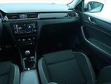 Škoda Rapid (2016) Spaceback 1.2 TSI, Xenony - náhled 8