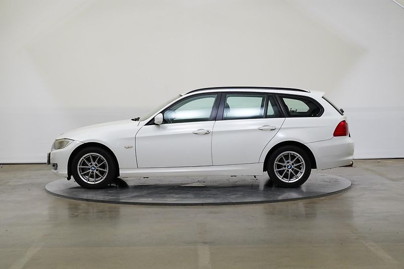 BMW Řada 3 - fotka 3 z 23