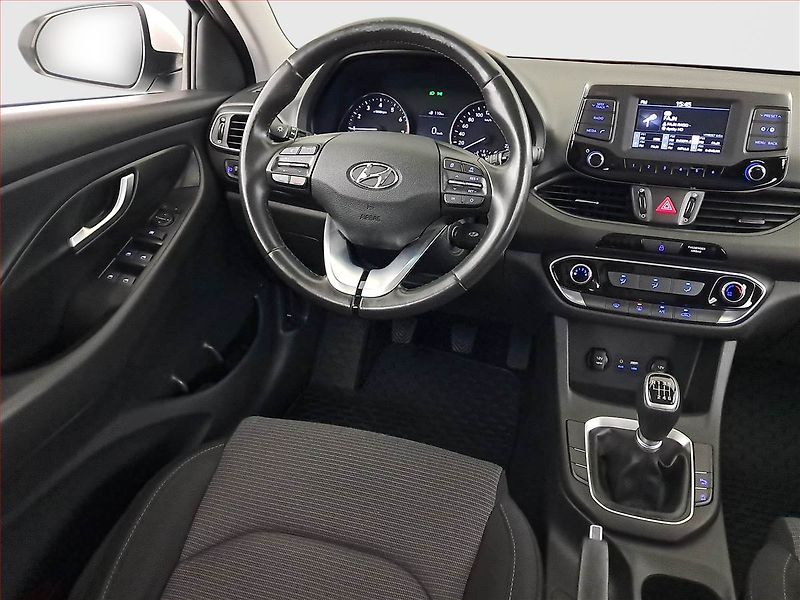Hyundai i30 (2018) 1.0 T-GDI, Serv.kniha - fotka 7 z 18