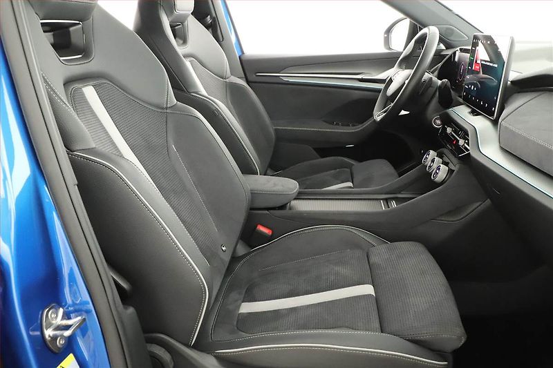 Škoda Kodiaq (2025) 2.0 TDI, Sportline, Matrix, AC - fotka 7 z 20