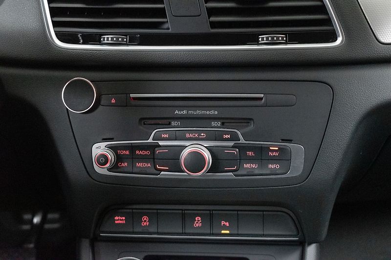 Audi Q3 2.0TDI 110kW QUATTRO*2xKOLA*ČR - fotka 24 z 43