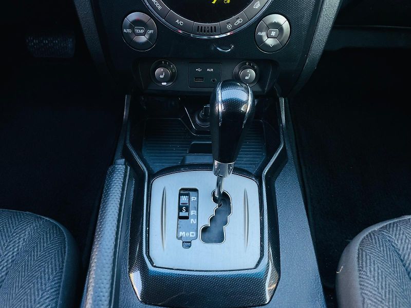 SsangYong Rexton 2.2TD 4x4 AUTOMAT TAŽNÉ VÝHŘEV - fotka 35 z 43