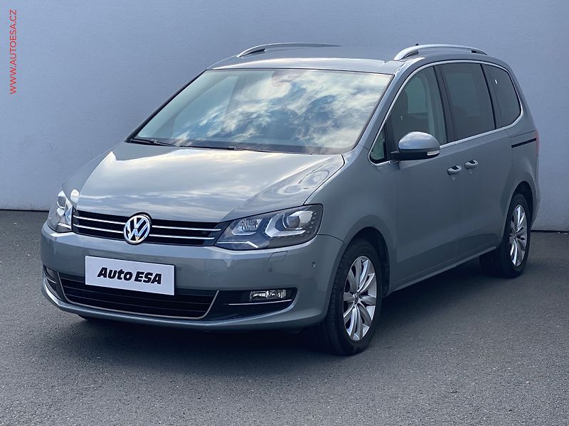 Volkswagen Sharan (2013) 2.0 TDi 7míst, Highline - fotka 3 z 19