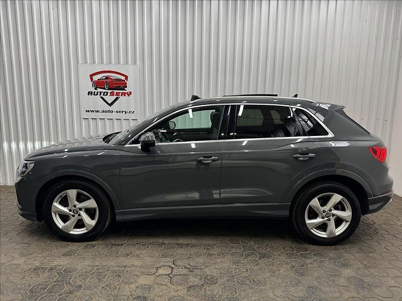 Audi Q3 45TFSI Quattro Pano - fotka 4 z 41
