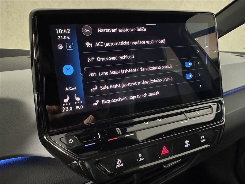 Volkswagen ID.3 Pro S 82kWh IQ Light Assist - fotka 29 z 49