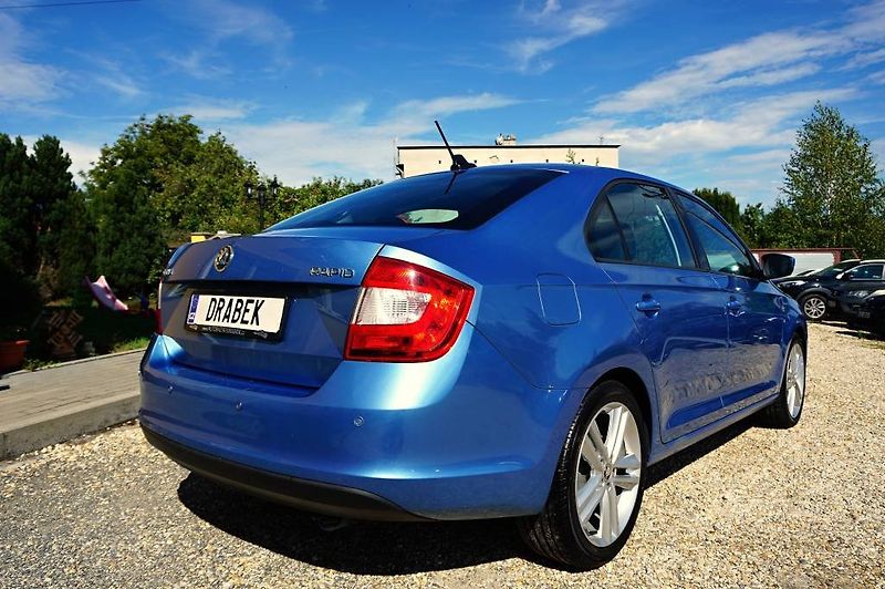 Škoda Rapid (2012) AMBITION 1,6 TDI 77 kW - fotka 4 z 38