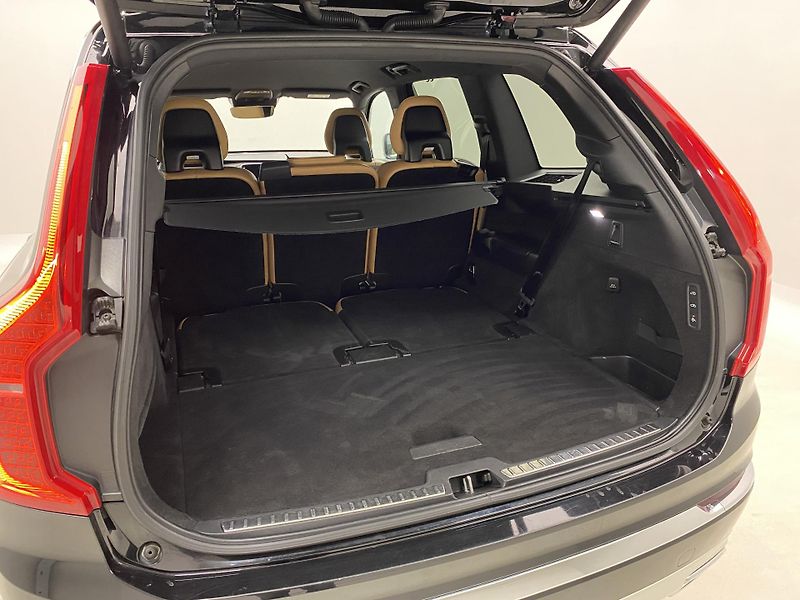 Volvo XC90 B6 AWD INSCRIPTION AUT CZ 7m - fotka 6 z 51