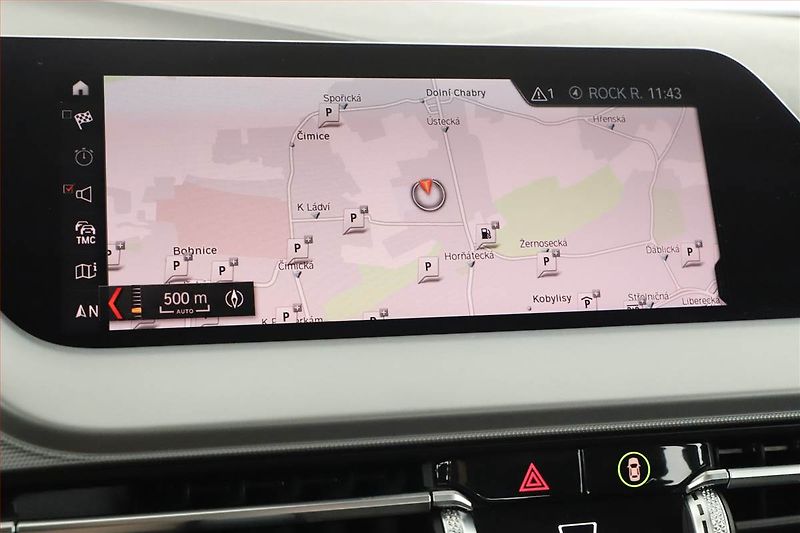 BMW Řada 1 (2020) 116d, Automat, Navi, Tempomat - fotka 17 z 21
