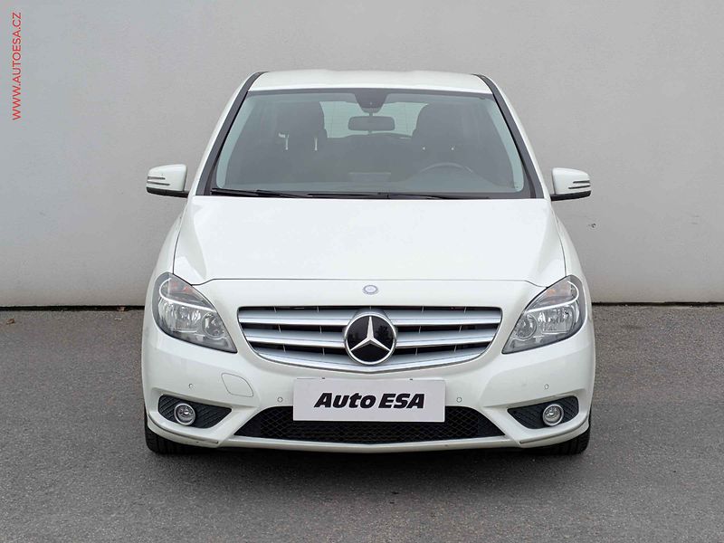 Mercedes-Benz Třídy B (2014) 1.5 CDi B 180, ČR, AC - fotka 2 z 15