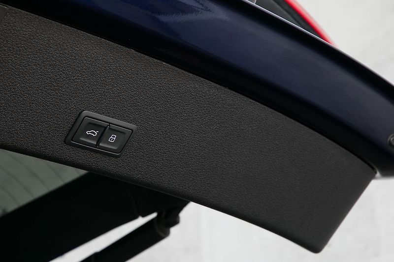 Audi e-tron 55 300kW S-Line Tažné Panorama - fotka 46 z 47