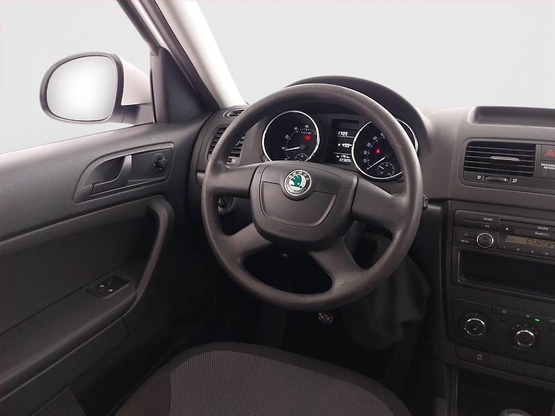 Škoda Yeti (2011) 1.4 TSI, ČR,1.maj, Serv.kniha - fotka 7 z 18
