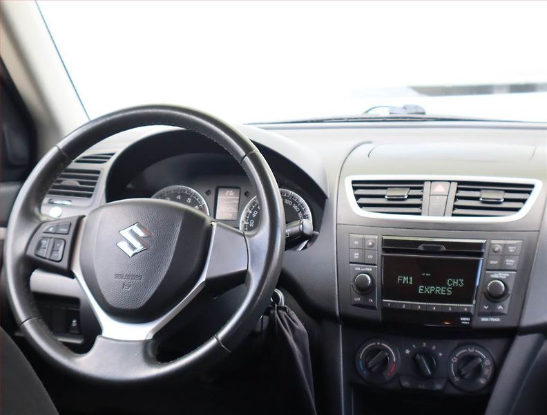 Suzuki Swift (2012) 1.2, Serv.kniha - fotka 7 z 14