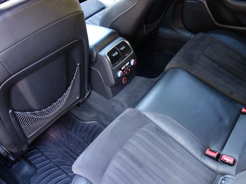 Audi A6 Allroad (2013) 3.0TDI 150kW -TAŽ.ZAŘÍZENÍ - fotka 32 z 45