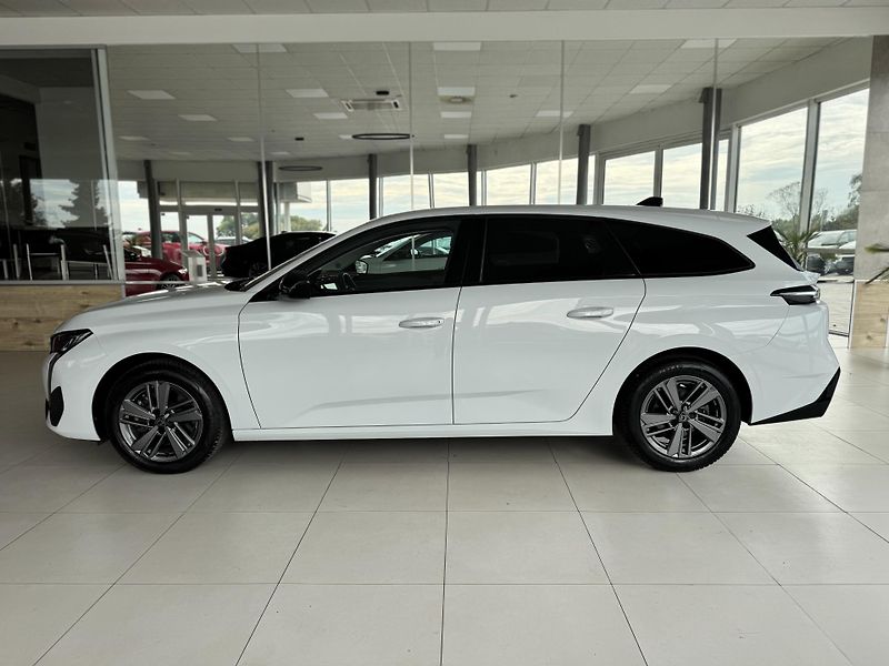 Peugeot 308 1,2PT 96KW*ALLURE*REZERVACE! - fotka 8 z 36