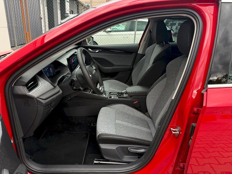 Škoda Octavia (2025) Combi 1.5 TSI 110 kW TopSelect - fotka 9 z 23