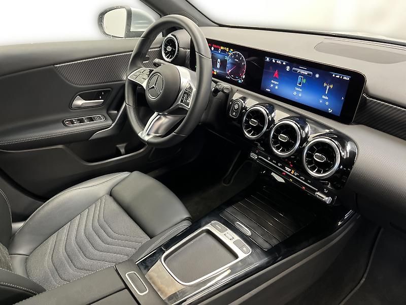 Mercedes-Benz Třídy A 200 Progressive Line - fotka 18 z 20
