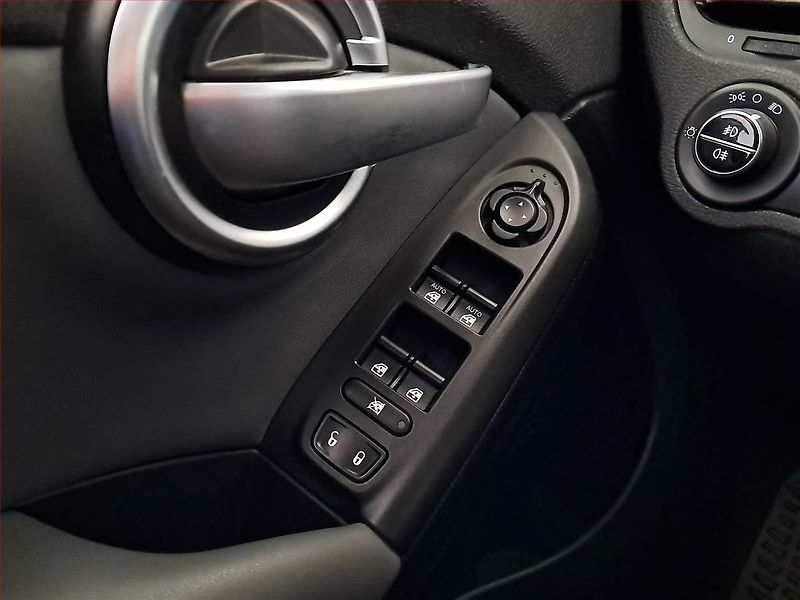 Fiat 500X (2015) 1.4 MultiAir, Serv.kniha - fotka 16 z 18