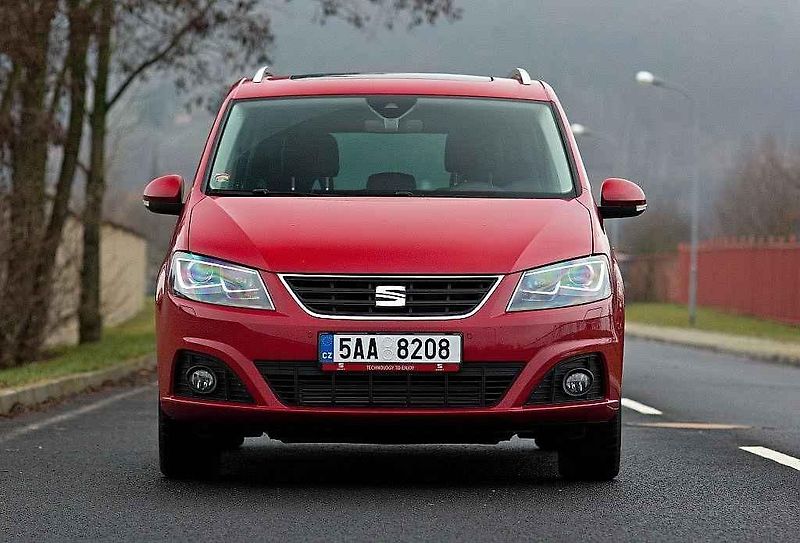 Seat Alhambra.