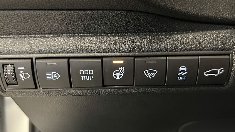 Toyota Corolla 2.0 Hybrid AT GR SPORT DYNAMIC - fotka 7 z 18